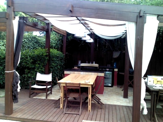 arquiteto marcos cunha pergolado em area de lazer 01